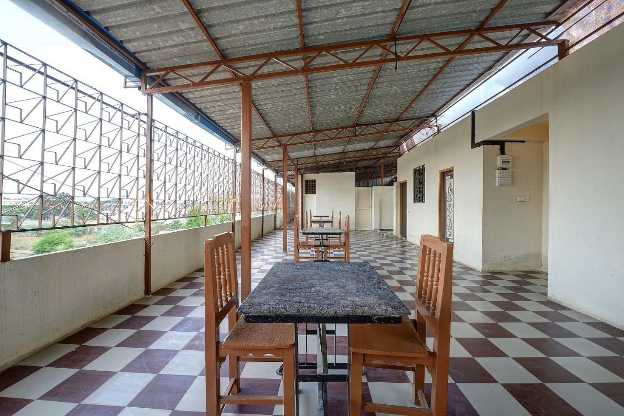 Spot On 37153 Karavali Paradise Hotel Dod Ballāpur Esterno foto