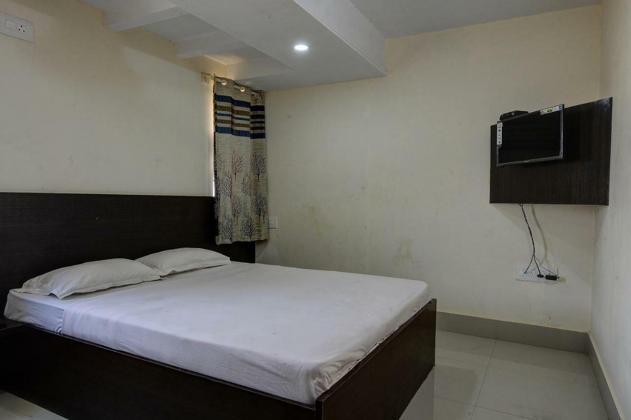 Spot On 37153 Karavali Paradise Hotel Dod Ballāpur Esterno foto